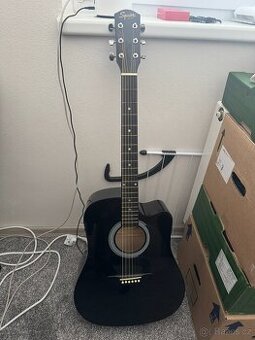 Kytara Fender Squier