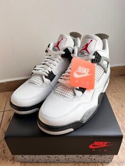 Jordan 4 White cement