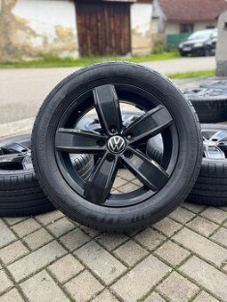 ORIGINÁL Alu Volkswagen Corvara R16, 5x112 - TOP STAV, LETNÍ