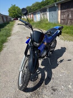 Yamaha XT 125R