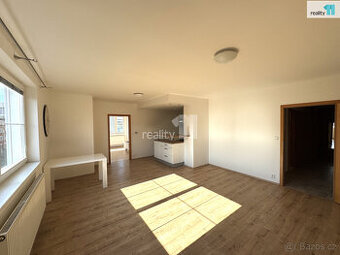 Pronájem bytu 2+kk/T, 76.5 m2, částečně zařízený, cihla, Pra