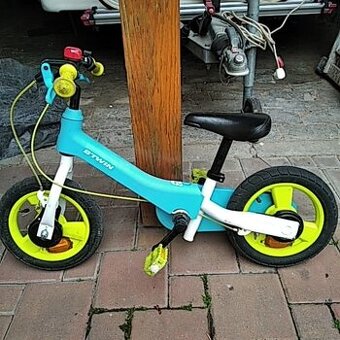 Prodám kolo / odrážedlo Decathlon 12" Woony 5 blue
