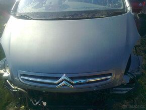 Citroen Xsara Picasso,přední kapota, color EYTC, kryt motoru