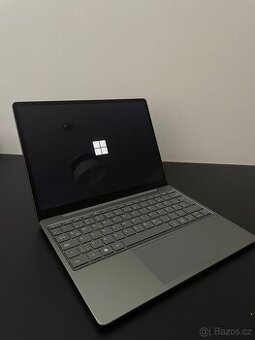 Microsoft Surface Laptop Go 2 – Intel i5, 8GB RAM, Touch – s