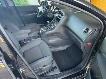Peugeot 5008 2.0 HDi