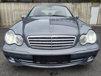 Mercedes-Benz Třídy C 180 K BI-XEN/KŮŽE/VYHŘ.SED/PDC/ALU/PC/