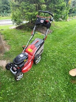 Motorová sekačka i s elektrickým startérem