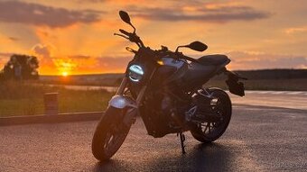 Honda CB125R