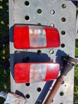 Zadní světla z VW Caddy 2K0945112A 2K0945111A