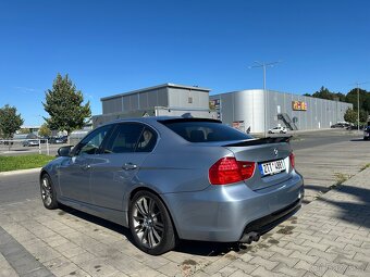 BMW e90 330i/N52