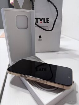 Prodám iPhone 16 Pro-Desert Titanium TOP STAV