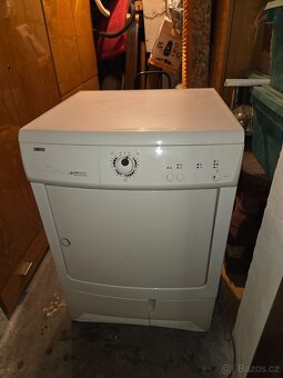 Funkční sušička Zanussi ZDC37135