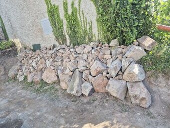 kameny na skalku za odvoz