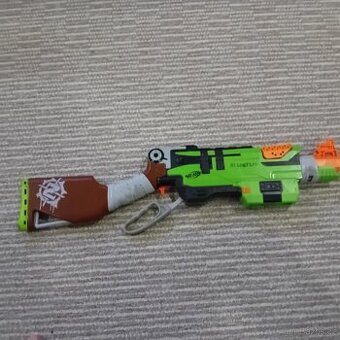Dětská pistole nerf zombie slingfire