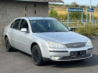 Ford Mondeo 1,8i 92KW VYHŘÍVANÉ PŘEDNÍ OKNO
