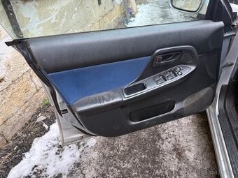 Tapce dveří Impreza STI