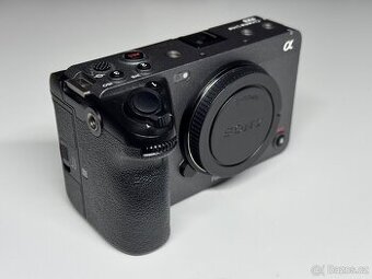 Sony FX3, 6× neoriginální baterie