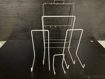 stojánky, stojánek na talíře , drátěný program do výlohy