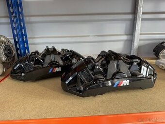 BMW G80 M3 6-píst brzdy přední zelezo