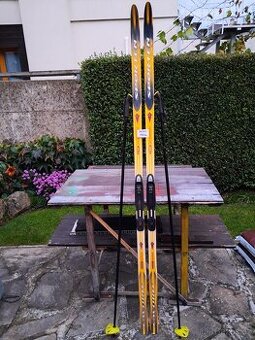 Běžky Sporten 195 cm + hole – zachovalé