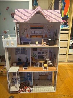 Domeček pro panenky