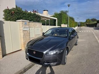 Jaguar XF 3.0D TDV6 Prestige Auto