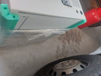 Nástěnný rozvaděč 19"