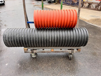 Kanalizační roura šachtová DN350 (vlnovec)