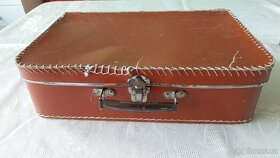 Retro kufřík,počítadla,ořezávátka