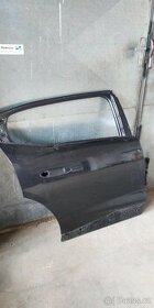 Peugeot 408 PZdveře