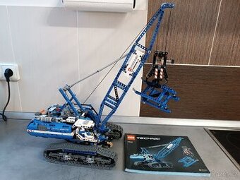 Lego Technic 42042 pásový jeřáb