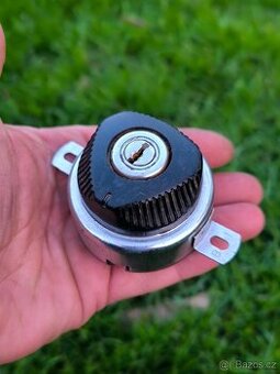 Uloženková Spínačka Jawa 250/350 Panelka