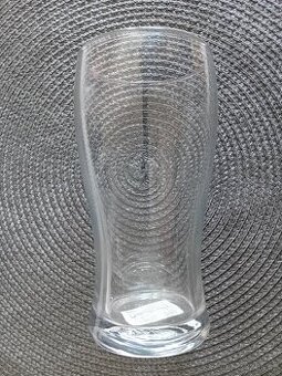 Sklenice na pivo IKEA LODRÄT