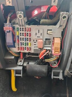 Pojistkovy box z Fiat Strada