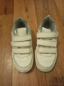 boty bílé velikost 30
