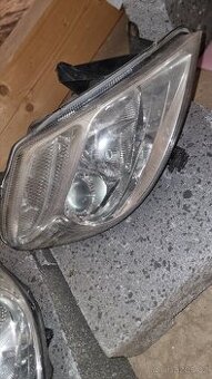 Citroën c8 xenony