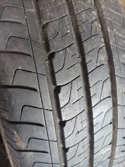 Pneu 215/75/16 C