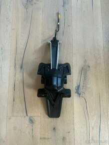 Yamaha yzf r7 2023 originální držák - 1
