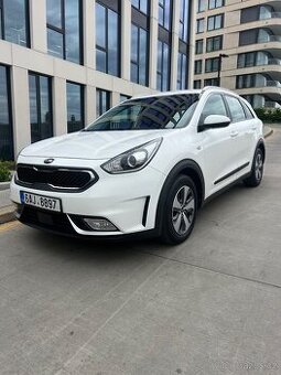 Kia Niro 1.6 hybrid- DPH- PLNÁ HISTORIE
