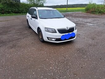 PRODÁM ŠKODA OCTAVIA 3 COMBI 1.6 TDI 77KW ,STK DO 4.2026