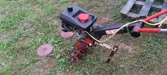 Tera vari rotavator s motorem.