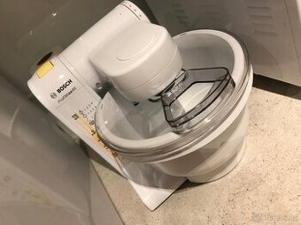 Mixér, kuchyňský robot a mlýnek na maso Bosch. - 1