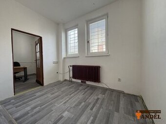 Kancelářské prostory 20 m², Havířov Prostřední Suchá, ul. Dě