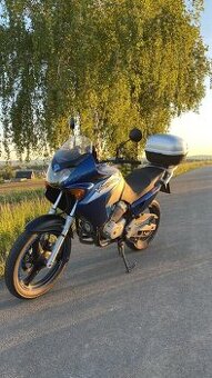 Honda Varadero 125 - 1
