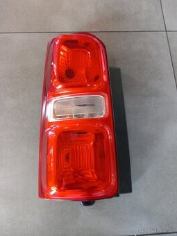 Orig. levé zadní světlo pro Peugeot TRAVELLER 4/2016-