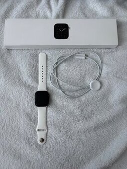 Apple watch SE 2 40mm (baterie 100%)