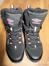 Softshellové boty Umbro