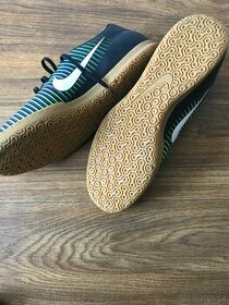 Sálovky Nike Mercurial 9,5UK