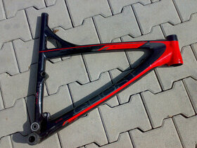 Carbon Rám GHOST.
