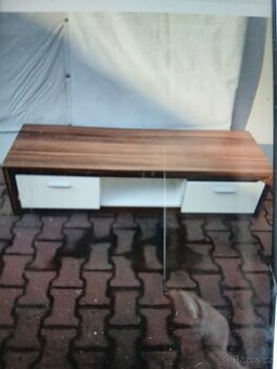 TV stolek